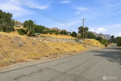 15 Terra Vista Lane, Chelan Falls, WA 98817 - Photo 15