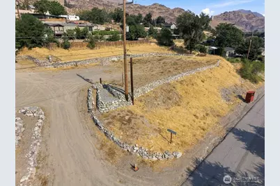 15 Terra Vista Lane, Chelan Falls, WA 98817 - Photo 7