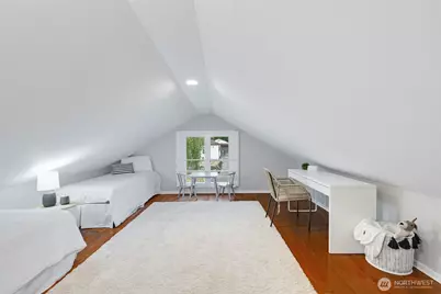 313 NE 76th Street, Seattle, WA 98115 - Photo 27