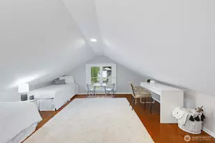 313 NE 76th St, Seattle, WA 98115 - Photo 27