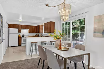 528 SW 118th Street, Seattle, WA 98146 - Photo 9
