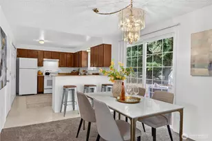 528 SW 118th St, Seattle, WA 98146 - Photo 9