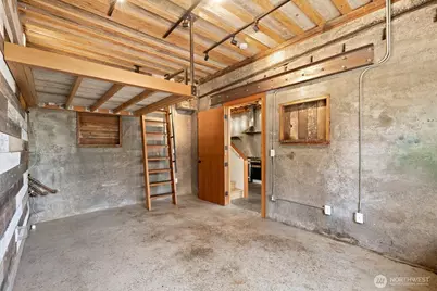 112 18th Avenue, Seattle, WA 98122 - Photo 9