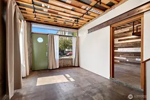 112 18th Ave, Seattle, WA 98122 - Photo 3