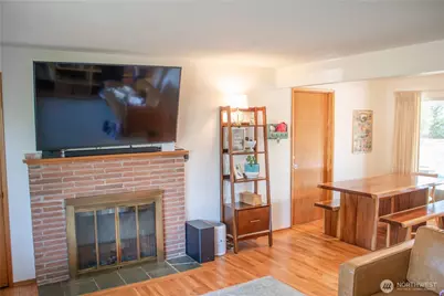 650 Jefferson Avenue NE, Renton, WA 98056 - Photo 5