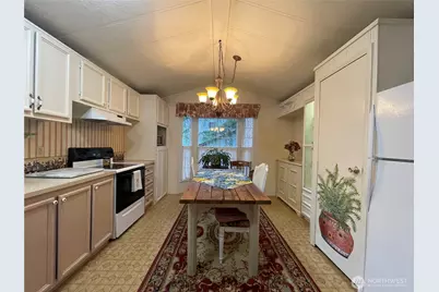 8305 188th Street Ct E, Puyallup, WA 98375 - Photo 29