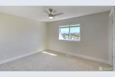 11403 NE 32nd Street NE, Lake Stevens, WA 98258 - Photo 17