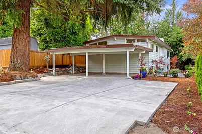 10017 12th Avenue NE, Seattle, WA 98125 - Photo 1