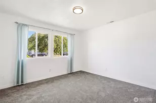 381 N Cascade St, Buckley, WA 98321 - Photo 23