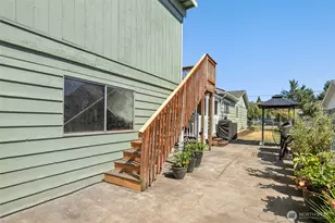 381 N Cascade St, Buckley, WA 98321 - Photo 31