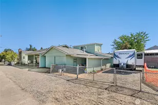 381 N Cascade St, Buckley, WA 98321 - Photo 35