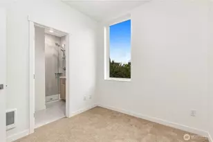 2334 Franklin Ave E, Seattle, WA 98102 - Photo 25