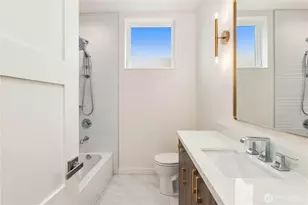 2334 Franklin Ave E, Seattle, WA 98102 - Photo 17