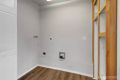 3416 Waller Road E, Tacoma, WA 98443 - Photo 5