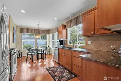 7119 James Place SE, Auburn, WA 98092 - Photo 5