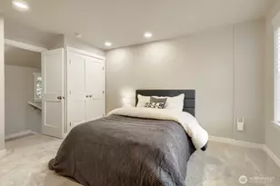 12757 Dayton Ave N, Seattle, WA 98133 - Photo 17
