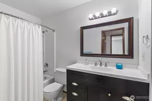 16200 NE 12th Ct, Bellevue, WA 98008 - Photo 21