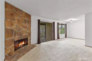 16200 NE 12th Ct, Bellevue, WA 98008 - Photo 15