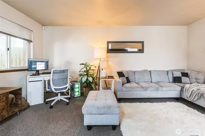 126 W Casino Road #13, Everett, WA 98204 - Photo 7