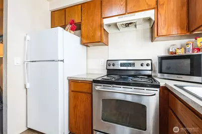 126 W Casino Road #13, Everett, WA 98204 - Photo 13