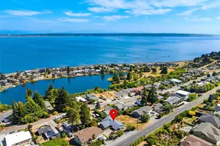 1379 SE Camano Dr, Camano Island, WA 98282 - Photo 29