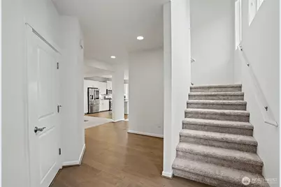 27432 12th Place S, Des Moines, WA 98198 - Photo 5