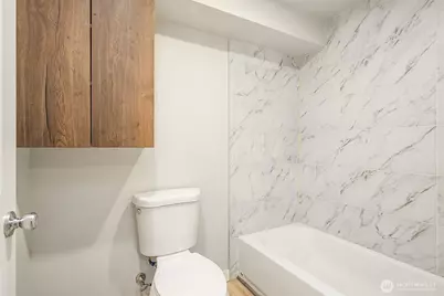 4400 Linden Ave N, Seattle, WA 98103 - Photo 5