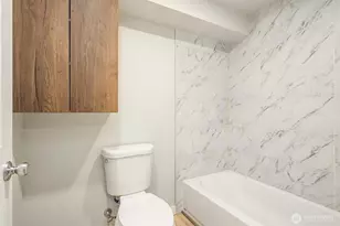 4400 Linden Ave N, Seattle, WA 98103 - Photo 5