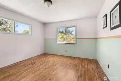 905 Peters Street, Raymond, WA 98577 - Photo 15