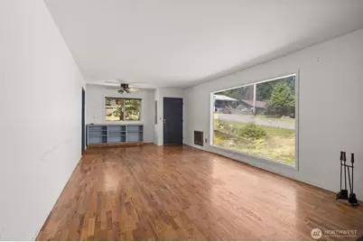 905 Peters Street, Raymond, WA 98577 - Photo 9