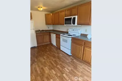 10427 13th Avenue Ct S, Tacoma, WA 98444 - Photo 19