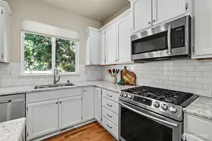 4011 160th Pl SE, Bothell, WA 98012 - Photo 7