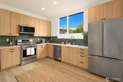 4100 30th Avenue S, Seattle, WA 98108 - Photo 5