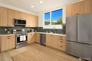 4100 30th Ave S, Seattle, WA 98108 - Photo 5