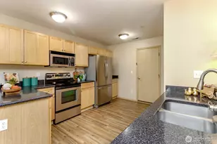 1239 Evans Ct, DuPont, WA 98327 - Photo 7