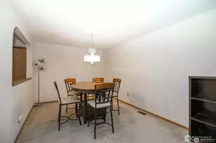 1805 Village Green Dr, Mill Creek, WA 98012 - Photo 11