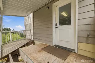 16408 39th St Ct E, Lake Tapps, WA 98391 - Photo 37