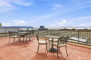 323 Queen Anne Ave N, Seattle, WA 98109 - Photo 3