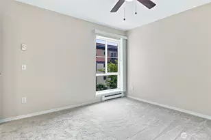 323 Queen Anne Ave N, Seattle, WA 98109 - Photo 17