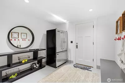 415 Wheeler Street, Seattle, WA 98109 - Photo 35