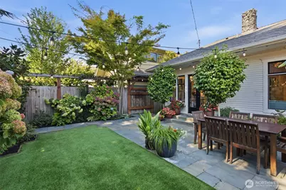 415 Wheeler Street, Seattle, WA 98109 - Photo 13
