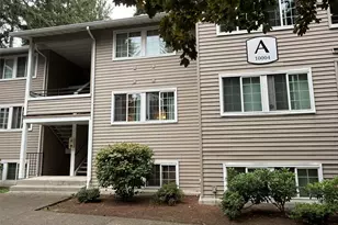 10004 NE 120th Ln, Kirkland, WA 98034 - Photo 1