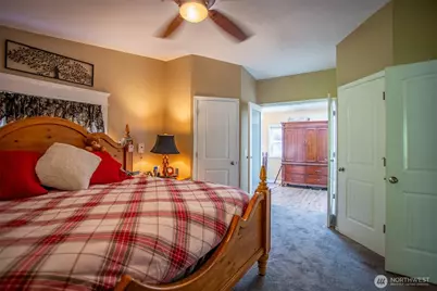 18716 215th Avenue E, Orting, WA 98360 - Photo 25