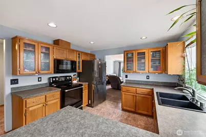 21528 102nd Street E, Bonney Lake, WA 98391 - Photo 7