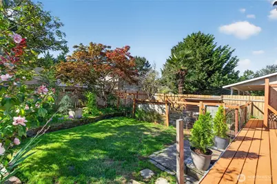 21528 102nd Street E, Bonney Lake, WA 98391 - Photo 17
