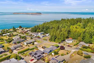 150 N Rhododendron Dr, Port Townsend, WA 98368 - Photo 3