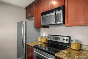 2413 NW 59th St, Seattle, WA 98107 - Photo 7