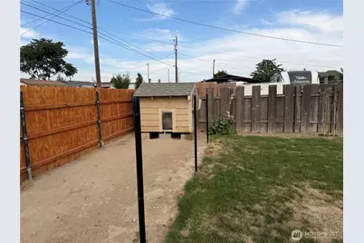 1331 E Larch Street, Othello, WA 99344 - Photo 27