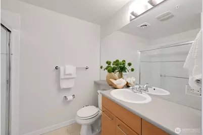1410 E Pine Street #W307, Seattle, WA 98122 - Photo 19