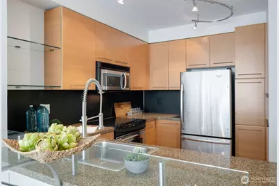 1410 E Pine Street #W307, Seattle, WA 98122 - Photo 7